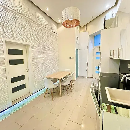 Pearl Lux Residency - Finn Sauna & Steam Appartamento Budapest